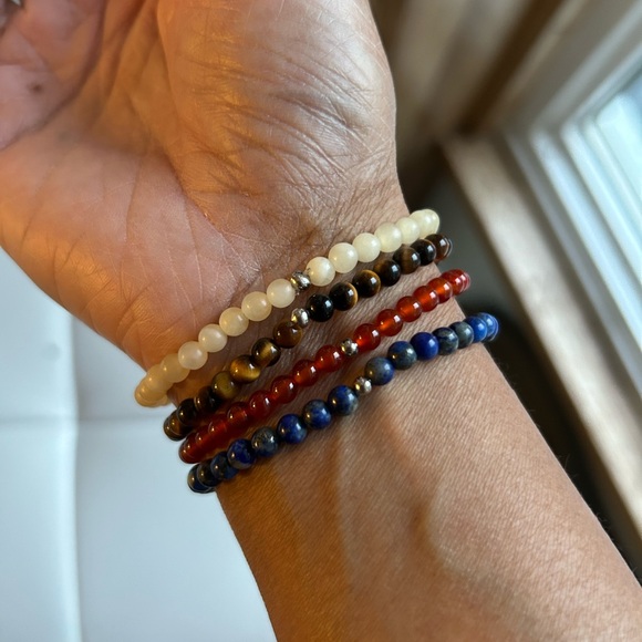 Tiger Eye Beaded Bracelet - Picture 5 of 5